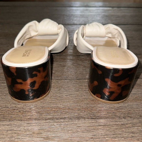 Michael Michael Kors Josie Mules NWOT NWOB - Picture 4 of 9